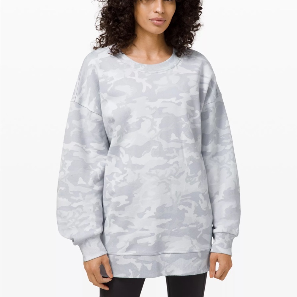 Lululemon Perfectly oversized crew. Size 4